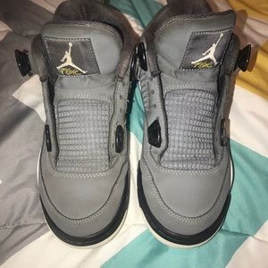 Jordan 4s